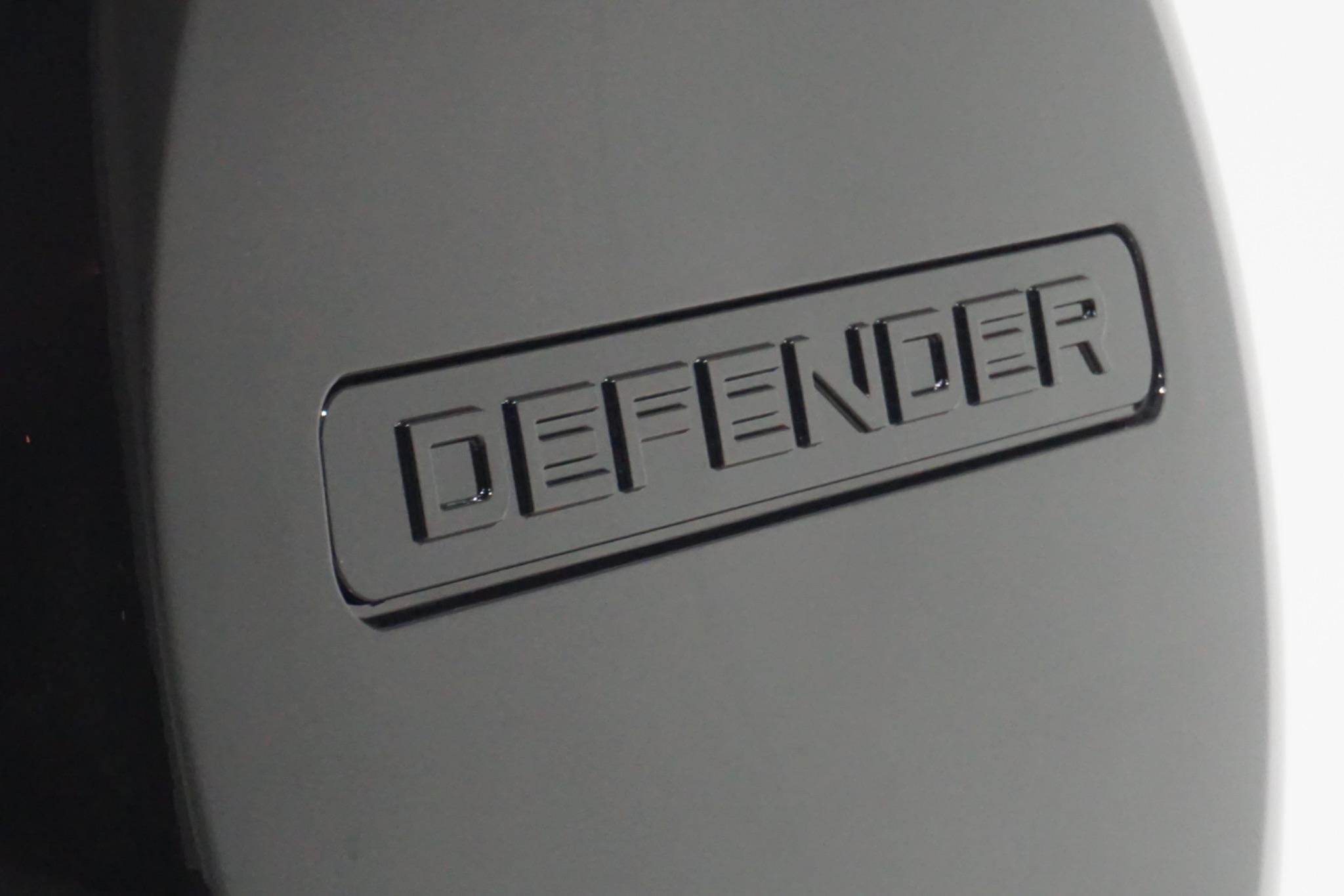 Land Rover Defender 110 3.0 D250 MHEV Hard Top SUV Auto 4WD MWB Euro 6 (s/s) 5dr